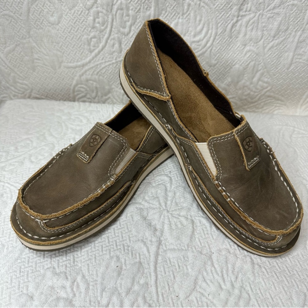 Ariat Cruiser Brown Bomber Slip-On Loafers with Moc-Toe Design